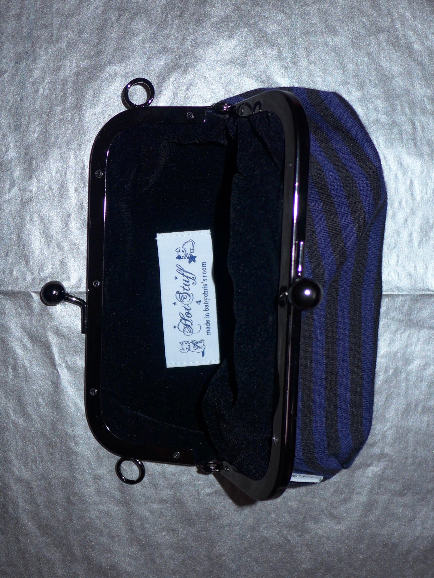 kiss lock pouch(blue&black striped)